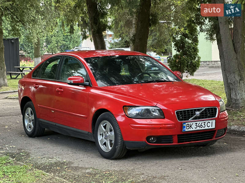 Седан Volvo S40 2007 в Дубно