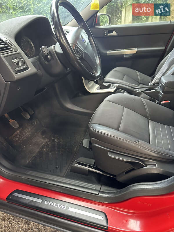 Седан Volvo S40 2007 в Дубно