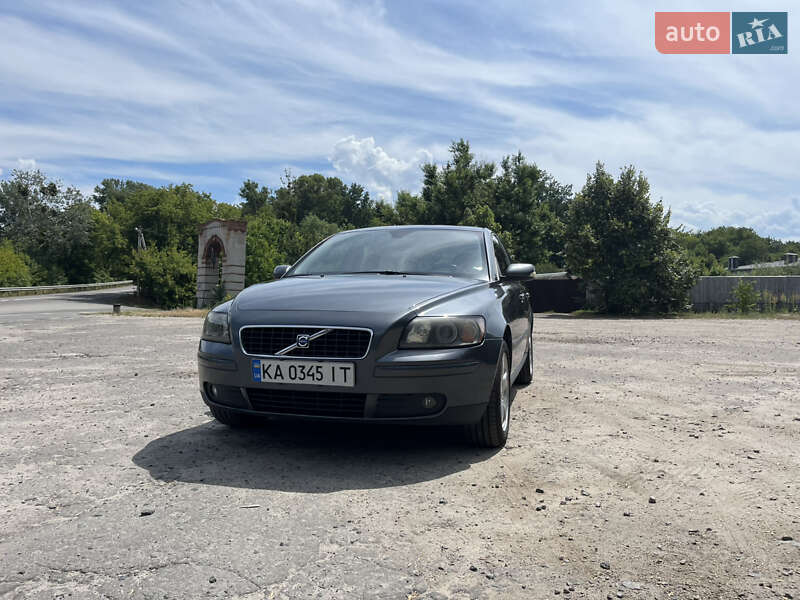 Седан Volvo S40 2006 в Украинке