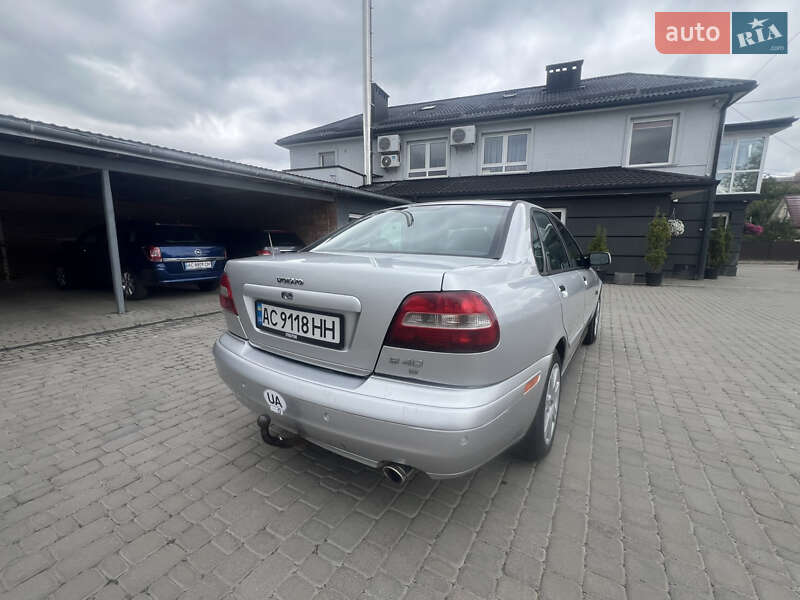 Седан Volvo S40 2003 в Нововолынске