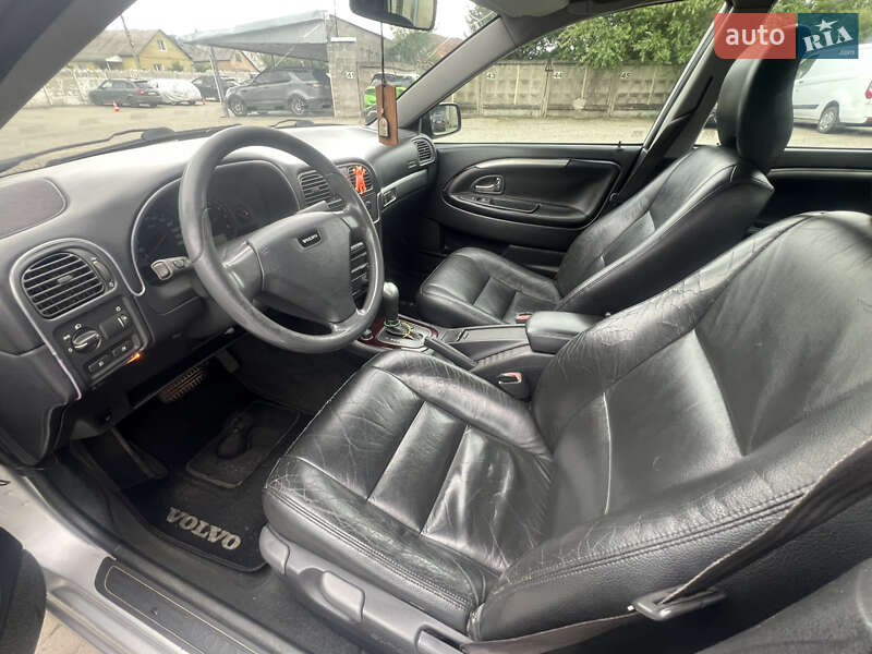 Седан Volvo S40 2003 в Нововолынске