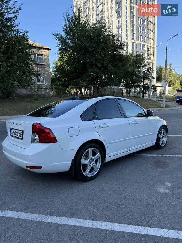 Седан Volvo S40 2012 в Запоріжжі