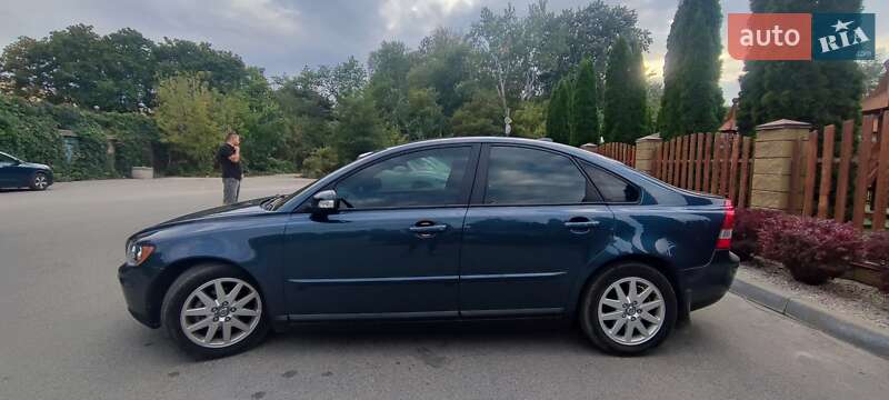 Седан Volvo S40 2006 в Дніпрі