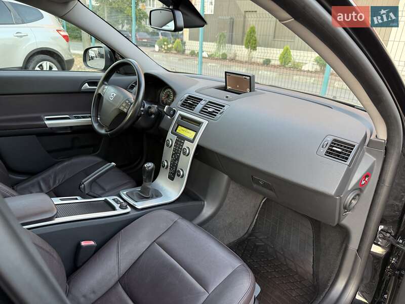 Седан Volvo S40 2011 в Стрию фото 27 Седан Volvo S40 2011 в Стрию