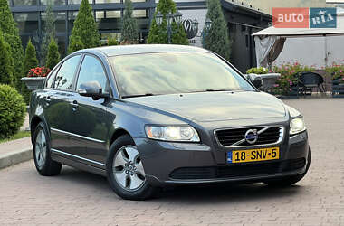 Седан Volvo S40 2011 в 