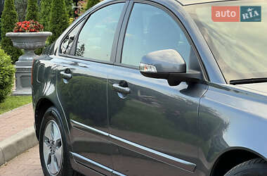 Седан Volvo S40 2011 в 