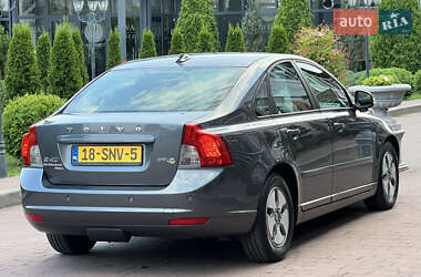 Седан Volvo S40 2011 в 