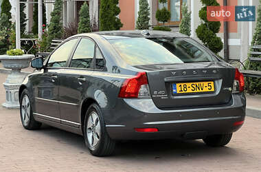 Седан Volvo S40 2011 в 