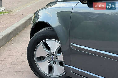 Седан Volvo S40 2011 в 