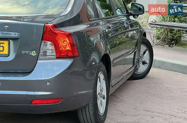 Седан Volvo S40 2011 в 
