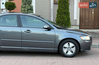 Седан Volvo S40 2011 в 