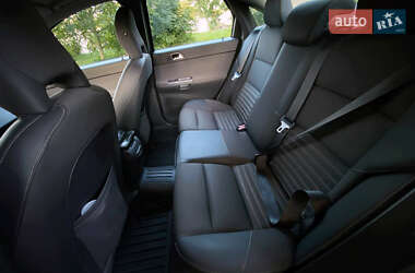Седан Volvo S40 2011 в 