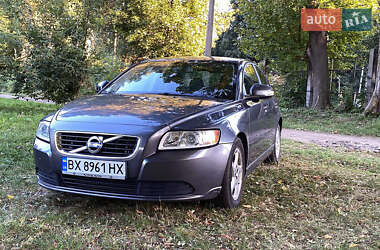 Седан Volvo S40 2011 в 