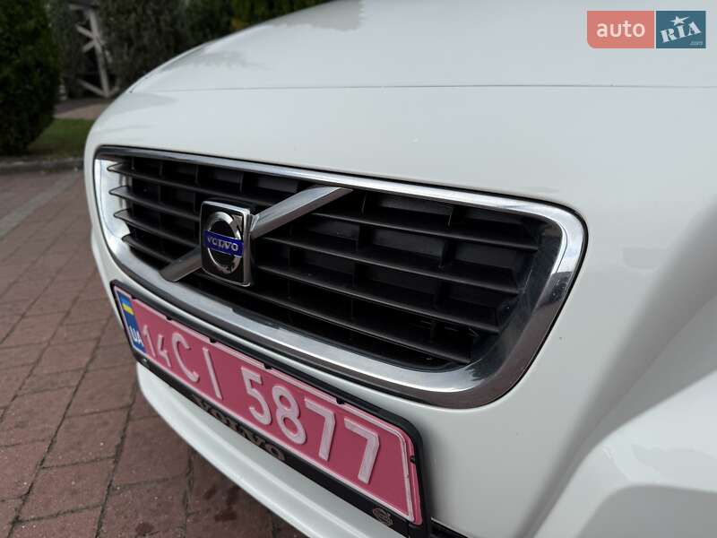Седан Volvo S40 2010 в Стрые