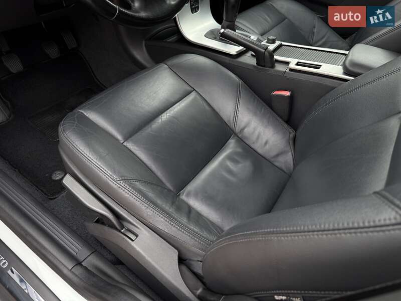 Седан Volvo S40 2010 в Стрые