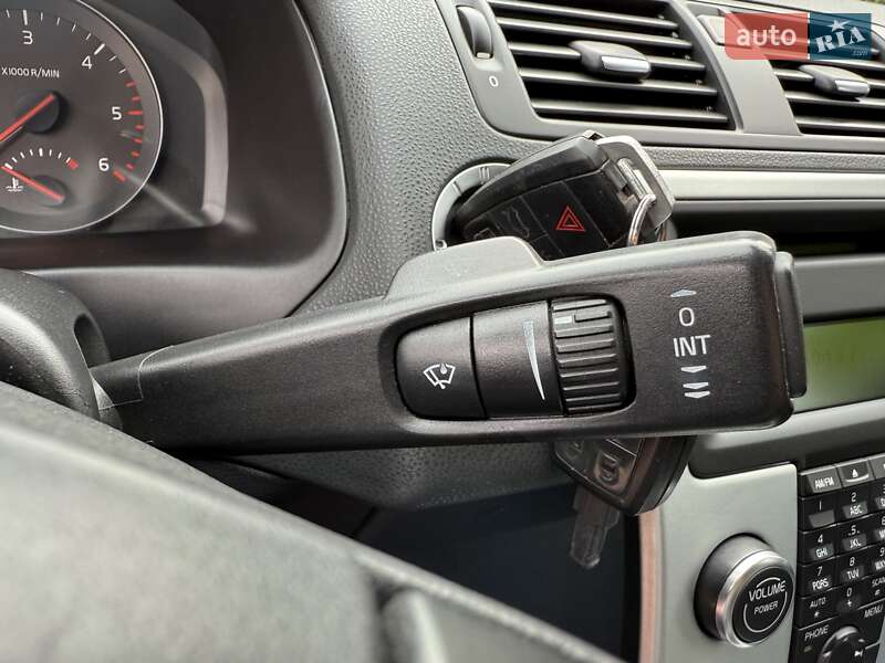 Седан Volvo S40 2010 в Стрые
