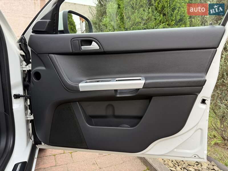 Седан Volvo S40 2010 в Стрые