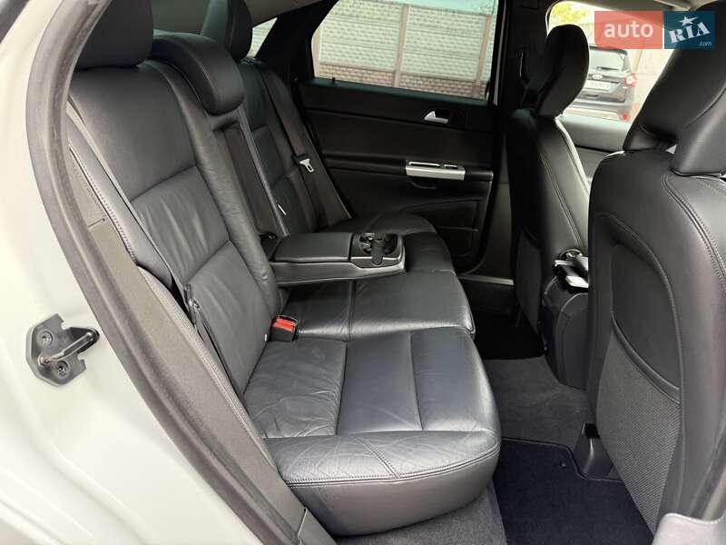 Седан Volvo S40 2010 в Стрые