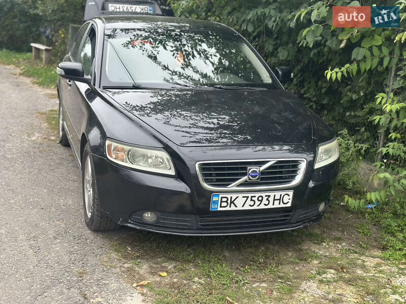 Седан Volvo S40 2008 в Дубно