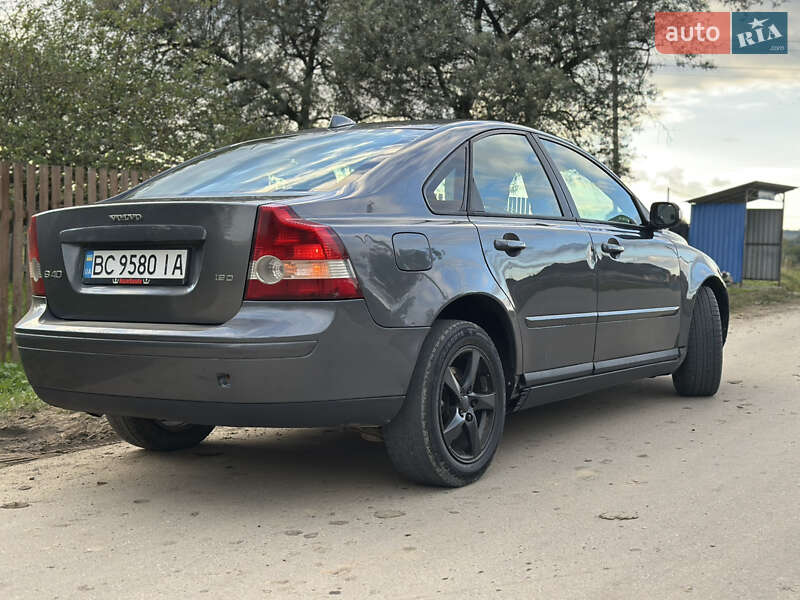Седан Volvo S40 2006 в Турке