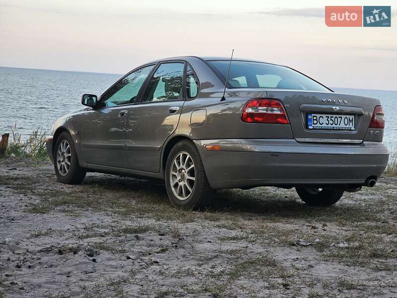 Седан Volvo S40 2003 в Києві