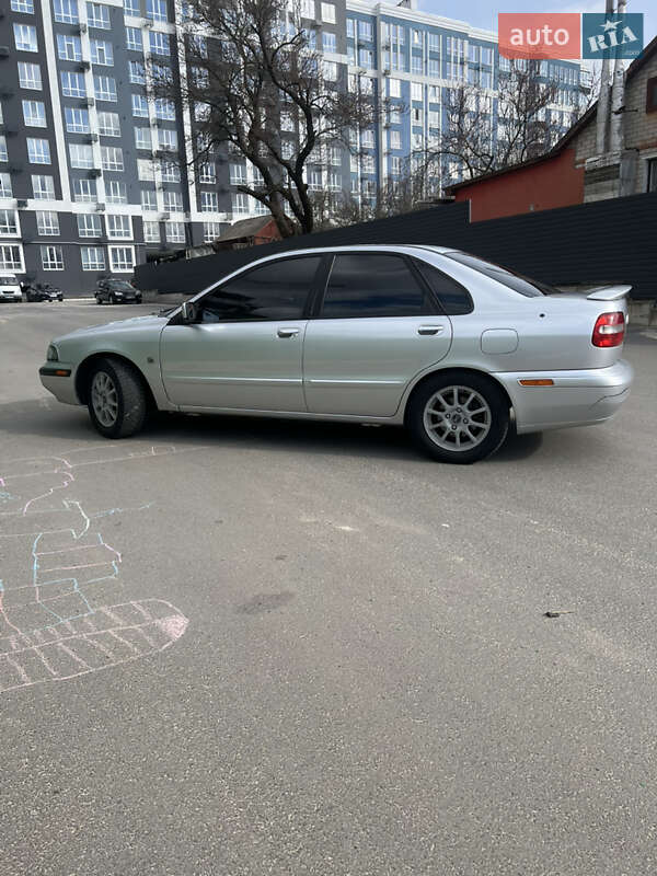 Седан Volvo S40 2004 в Чернігові фото 3 Седан Volvo S40 2004 в Чернігові