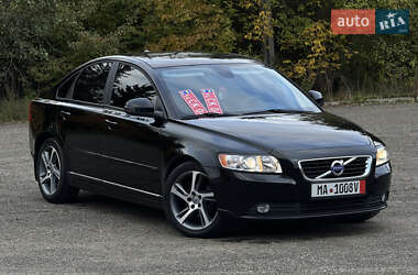 Седан Volvo S40 2012 в Моршині