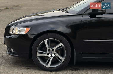 Седан Volvo S40 2012 в 