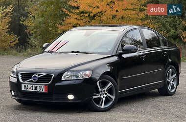 Седан Volvo S40 2012 в 