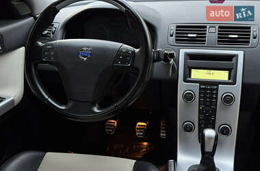 Седан Volvo S40 2012 в 