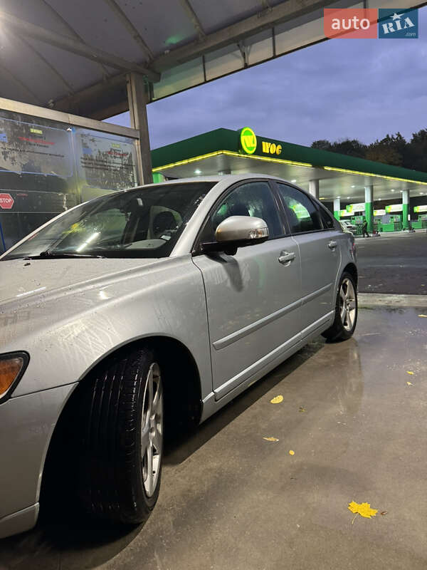 Седан Volvo S40 2011 в Киеве