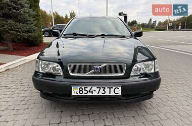 Седан Volvo S40 2000 в 