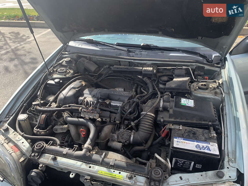 Седан Volvo S40 2003 в Киеве
