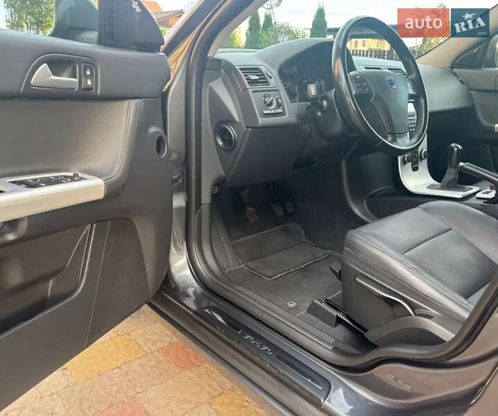 Седан Volvo S40 2011 в Луцьку фото 3 Седан Volvo S40 2011 в Луцьку