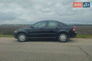 Седан Volvo S40 2005 в  Седан Volvo S40 2005 в