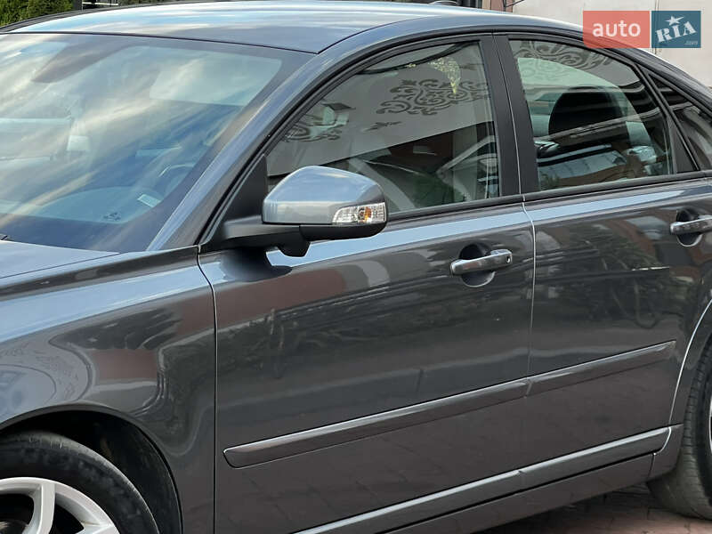 Седан Volvo S40 2011 в Стрые фото 18 Седан Volvo S40 2011 в Стрые