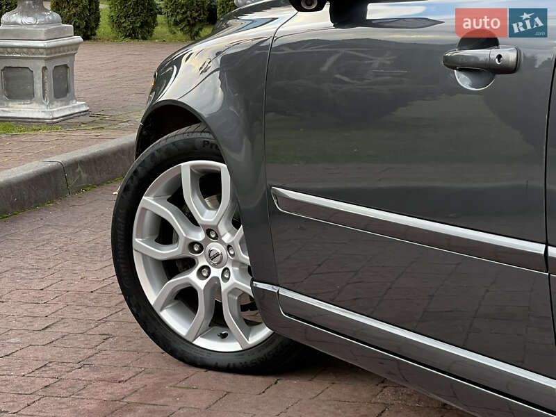 Седан Volvo S40 2011 в Стрые фото 47 Седан Volvo S40 2011 в Стрые