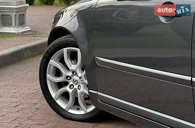 Седан Volvo S40 2011 в  фото 47 Седан Volvo S40 2011 в