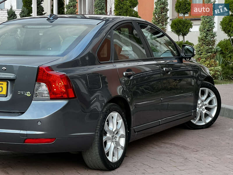 Седан Volvo S40 2011 в Стрые фото 55 Седан Volvo S40 2011 в Стрые