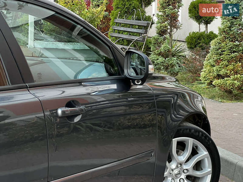 Седан Volvo S40 2011 в Стрые фото 60 Седан Volvo S40 2011 в Стрые