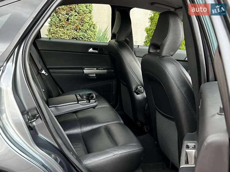 Седан Volvo S40 2011 в Стрые фото 118 Седан Volvo S40 2011 в Стрые