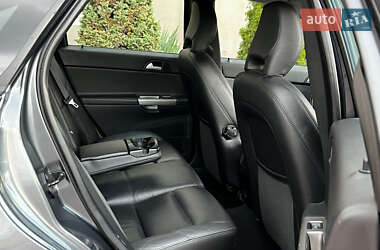 Седан Volvo S40 2011 в  фото 118 Седан Volvo S40 2011 в