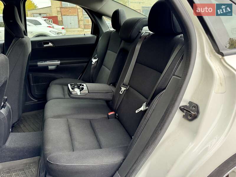 Седан Volvo S40 2011 в Киеве