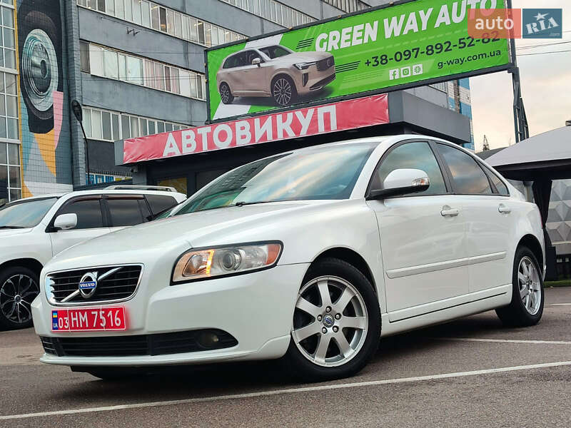 Volvo S40 2011 Volvo S40 2011