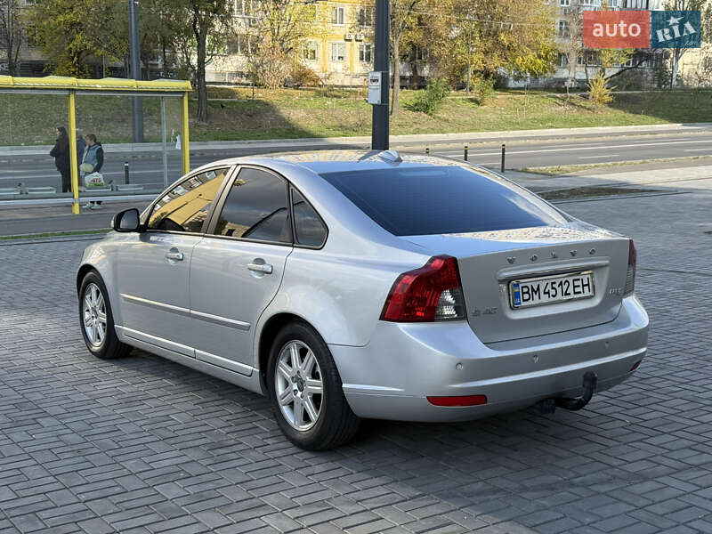 Седан Volvo S40 2012 в Днепре