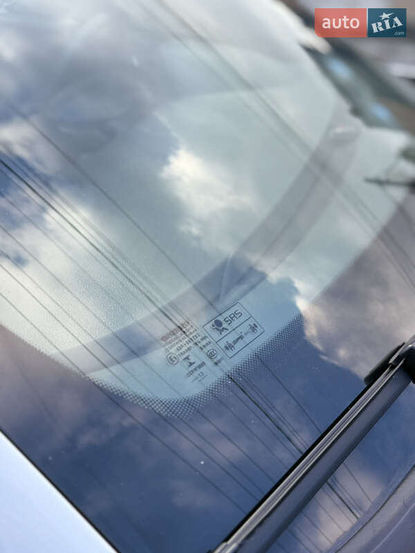 Седан Volvo S40 2012 в Днепре