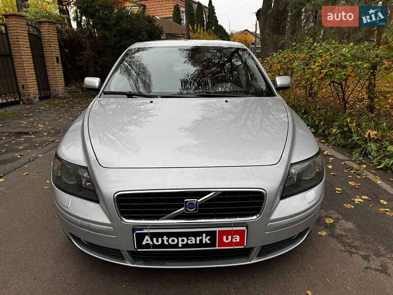 Седан Volvo S40 2005 в Киеве