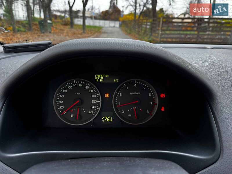 Седан Volvo S40 2005 в Киеве