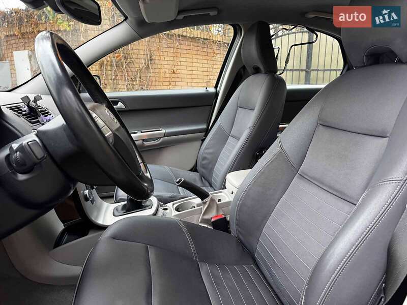 Седан Volvo S40 2005 в Киеве
