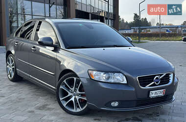 Седан Volvo S40 2011 в Луцьку